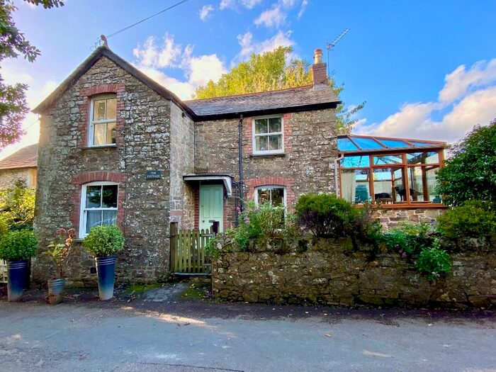 3 Bedroom Cottage For Sale In , St Kew Highway, PL30