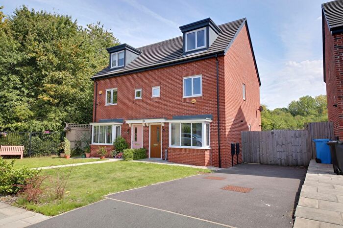 3 Bedroom Semi-Detached House To Rent In Sonoran Close, Castlefields, WA7