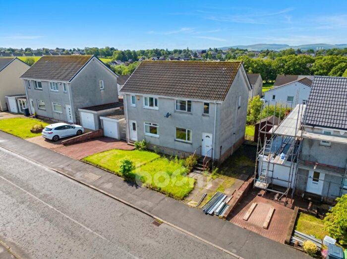 3 Bedroom Semi-Detached House For Sale In Newton Road, Lenzie, G66