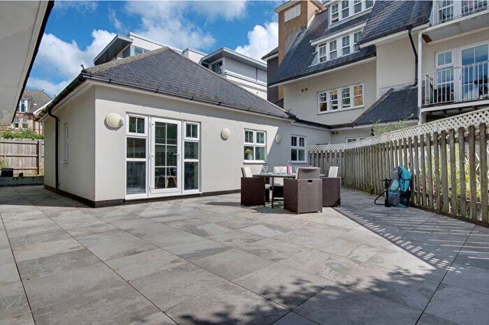 2 Bedroom Bungalow To Rent In Studland Road, Westbourne, Bournemouth, BH4