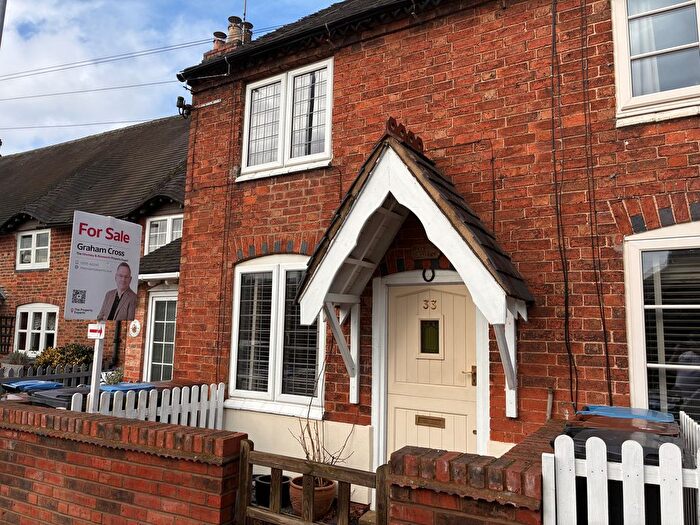 2 Bedroom Cottage For Sale In Main Street, Carlton, CV13