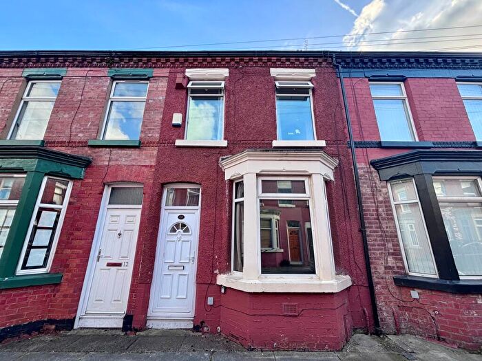 2 Bedroom House To Rent In Picton Grove, L15