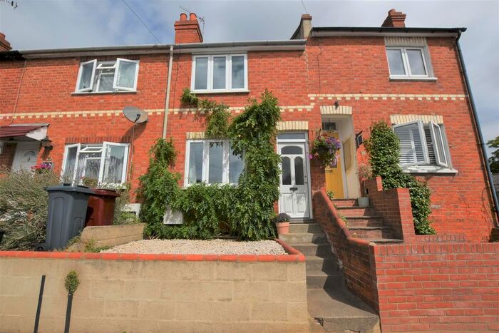 2 Bedroom Terraced House To Rent In Oxford Street, Caversham, Reading, RG4