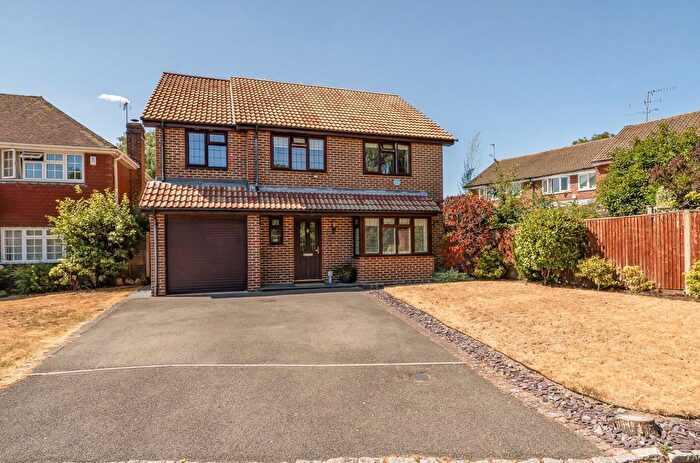 4 Bedroom Detached House For Sale In Emery Down Close, Bracknell, Berkshire, RG12