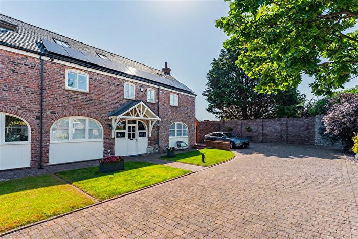 6 Bedroom Detached House For Sale In Terfyn, Bodelwyddan, LL18