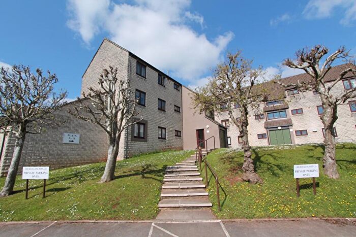 2 Bedroom Flat To Rent In Church Court, Midsomer Norton, BA3