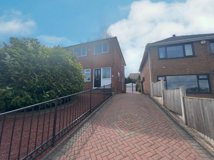 3 Bedroom Detached House To Rent In Marples Avenue, Mansfield Woodhouse, Mansfield, Nottinghamshire, NG19