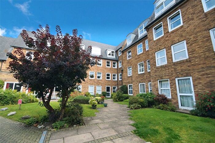 1 Bedroom Flat To Rent In High West Street, Dorchester, Dorset, DT1