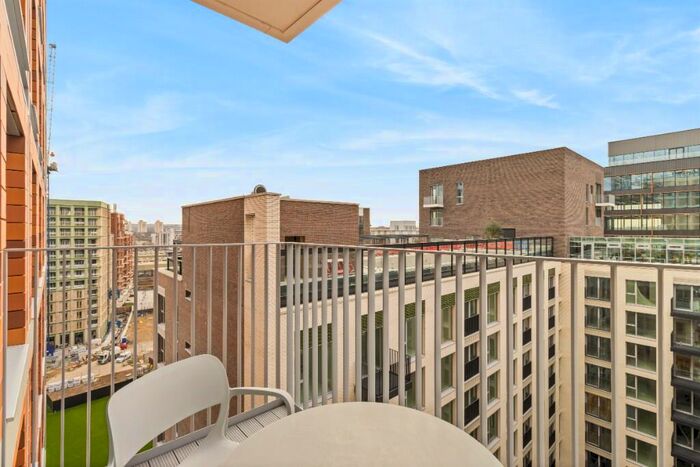 1 Bedroom Apartment To Rent In Nine Elms Lane, London, SW11