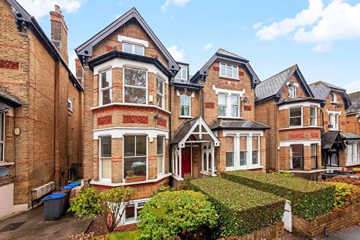 2 Bedroom Flat For Sale In Crystal Palace Park Road, Sydenham, London, SE26