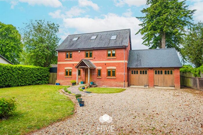 5 Bedroom Detached House For Sale In Highfield Road, West Moors, Ferndown, BH22