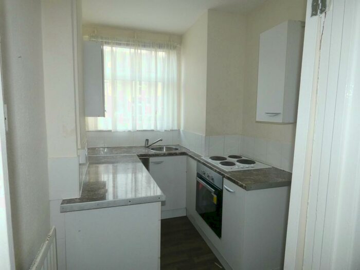 2 Bedroom Flat To Rent In Sackville Street, Basford, Stoke On Trent, ST4