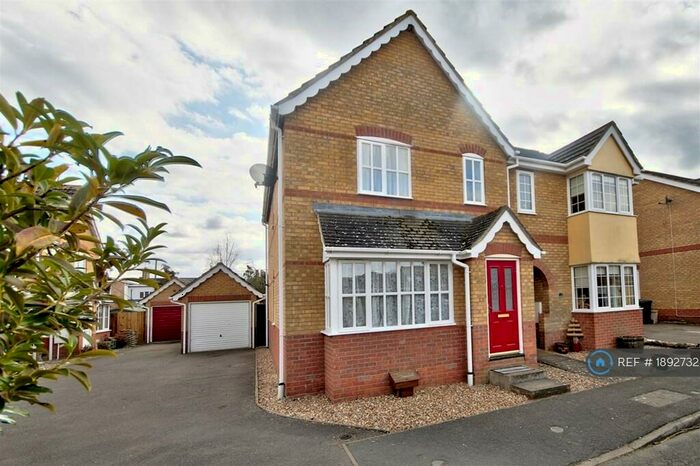 3 Bedroom Semi-Detached House To Rent In Orton Drive, Witchford, Ely, CB6