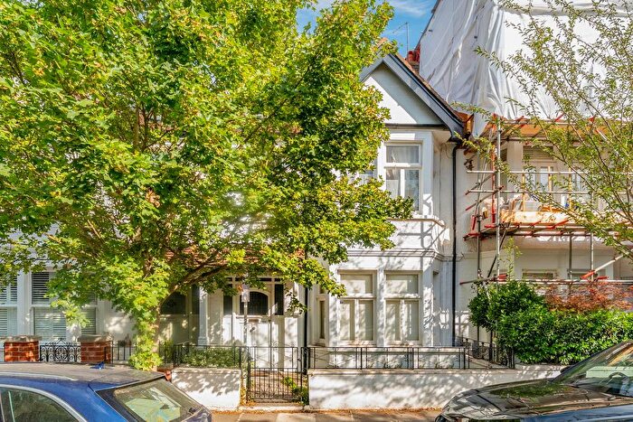 4 Bedroom Terraced House For Sale In Saltcoats Road, Chiswick, London, W4