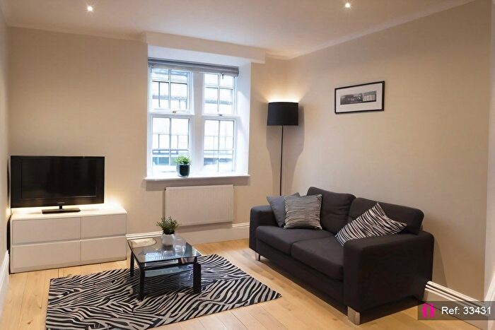 2 Bedroom Flat To Rent In Gloucester Street, London, SW1V