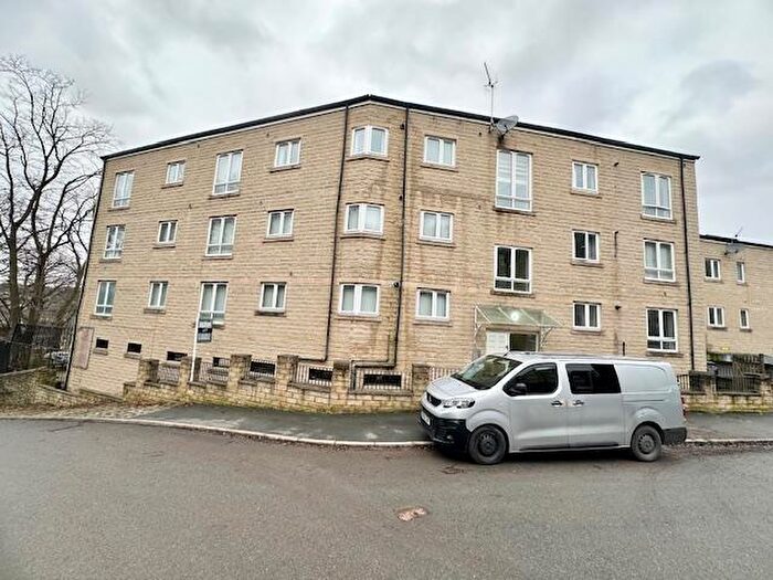 2 Bedroom Flat To Rent In Jubilee Street, Halifax, HX3