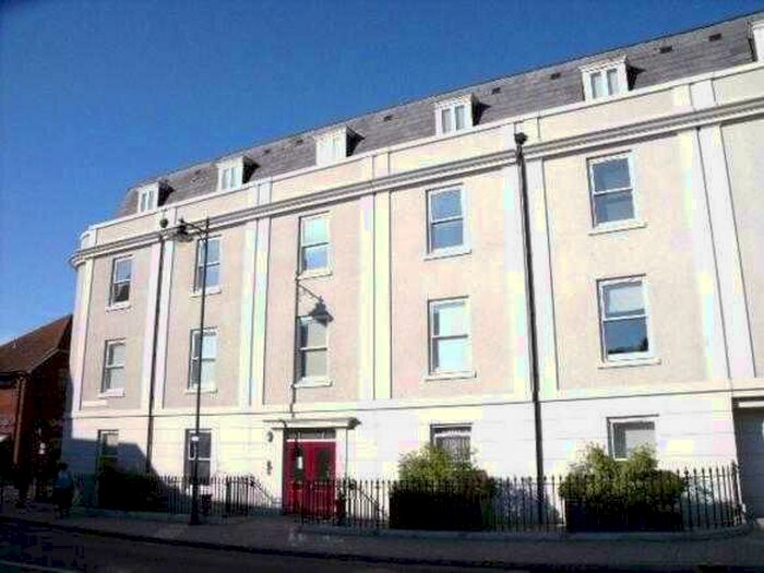 2 Bedroom Apartment To Rent In Riding Gate, Canterbury, CT1