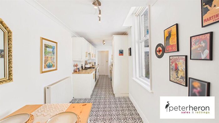 1 Bedroom Cottage For Sale In Briery Vale Road, Ashbrooke, Sunderland, SR2