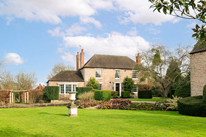 6 Bedroom Detached House For Sale In Radley Road, Halam, NG22