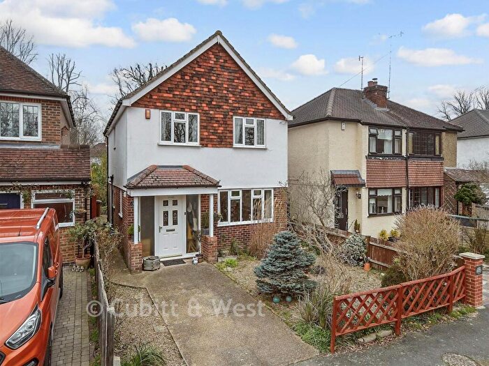 3 Bedroom Detached House For Sale In Balcombe Gardens, Horley, Surrey, RH6