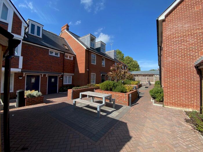 Studio To Rent In Havelock Street, Canterbury, CT1