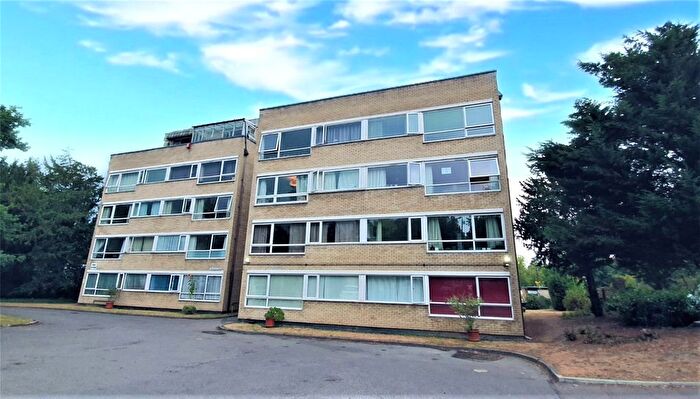1 Bedroom Flat To Rent In Rectory Road, Kent, BR3