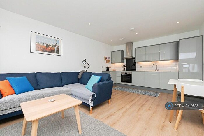 1 Bedroom Flat To Rent In Catherines House, Bristol, BS3