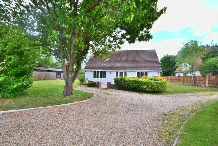 5 Bedroom Bungalow To Rent In Warwick Road, Little Canfield, CM6
