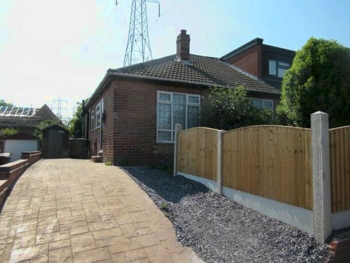 2 Bedroom Semi-Detached Bungalow To Rent In Newlands Drive, Stanley, Wakefield, WF3