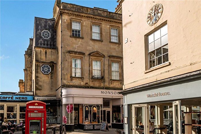 1 Bedroom Apartment To Rent In Old Bond Street, Bath, BA1
