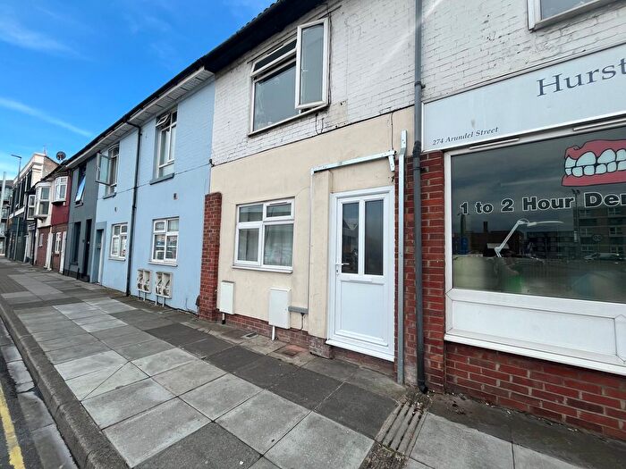 1 Bedroom Flat To Rent In Arundel Street, Portsmouth, PO1