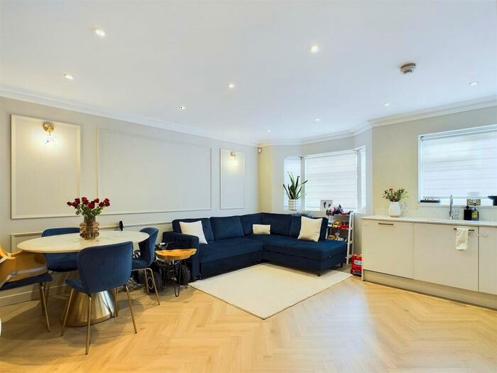 3 Bedroom Semi-Detached House To Rent In Manor Gardens, Ruislip, HA4