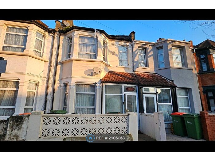 7 Bedroom Terraced House To Rent In Rosebery Ave, London, E12