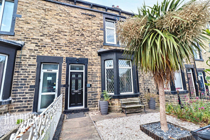 4 Bedroom Terraced House For Sale In Park Grove, Barnsley, S70