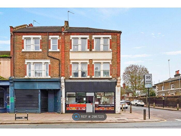 2 Bedroom Flat To Rent In Woolwich Road, London, SE10