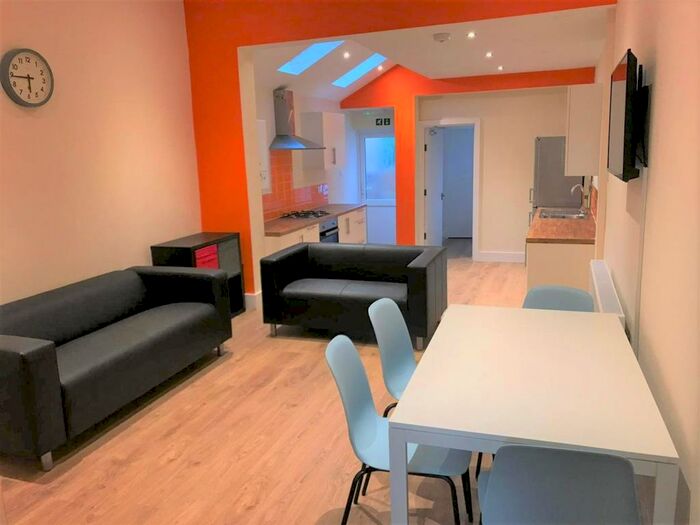 5 Bedroom Terraced House To Rent In Croydon Road, Selly Oak, Birmingham, B29