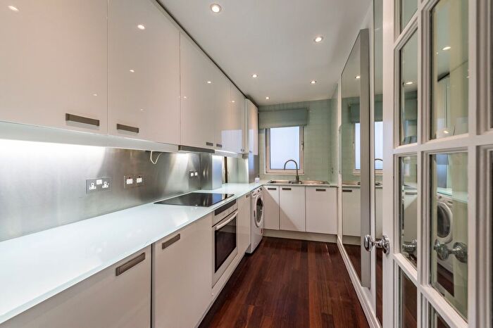 2 Bedroom Flat To Rent In Homer Street, London, W1H