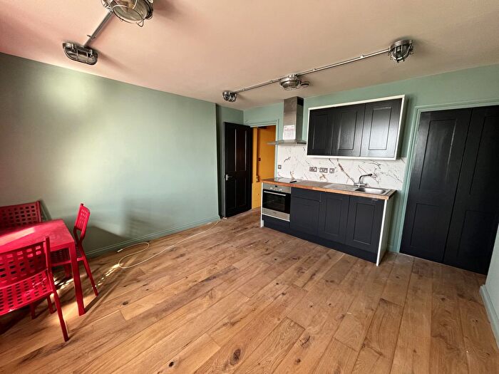 1 Bedroom Flat To Rent In South Street, Brighton, BN1