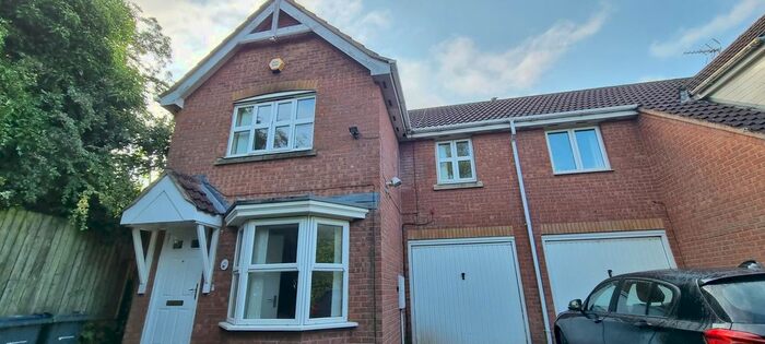 3 Bedroom Semi-Detached House To Rent In Woodcock Close, Great Park, Northfield, B31