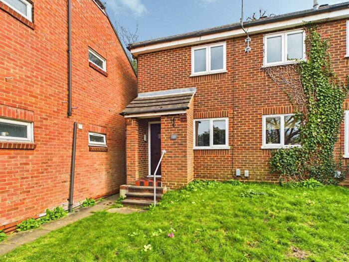 1 Bedroom Apartment For Sale In Park Gate, Hitchin, SG4