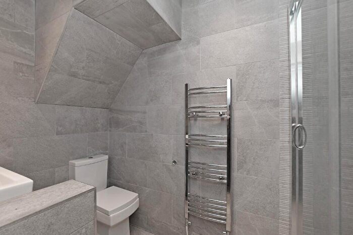 4 Bedroom House To Rent In South View Road, Sheffield, S7