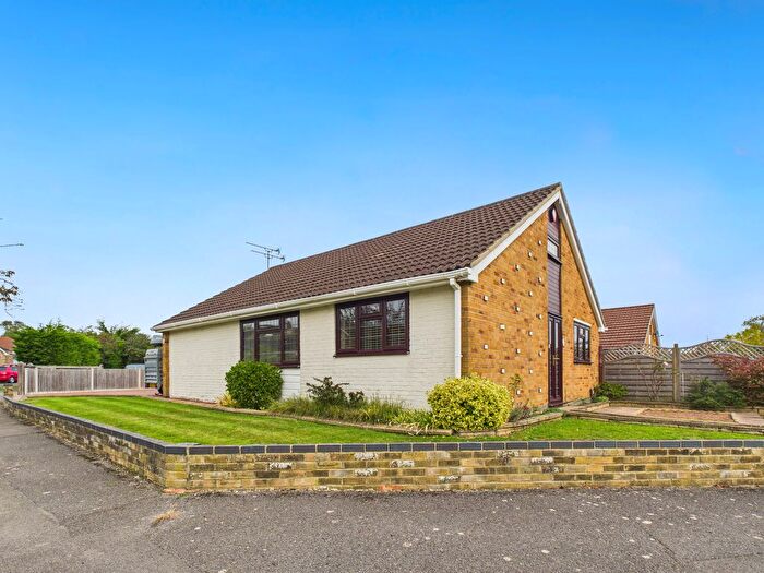 3 Bedroom Detached Bungalow For Sale In Spring Vale, Waterlooville, PO8