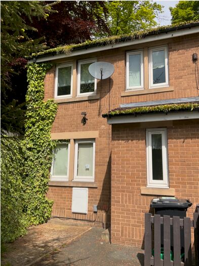 3 Bedroom End Of Terrace House To Rent In Mark Close, Bradford, West Yorkshire, BD10