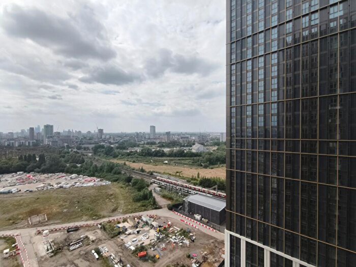 1 Bedroom Flat To Rent In Affinity View, E16