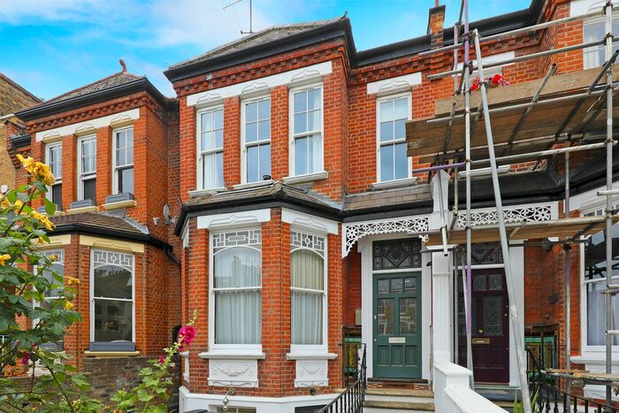 4 Bedroom Flat To Rent In Parkholme Road, London, E8