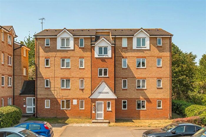 Studio To Rent In Myers Lane, New Cross, SE14