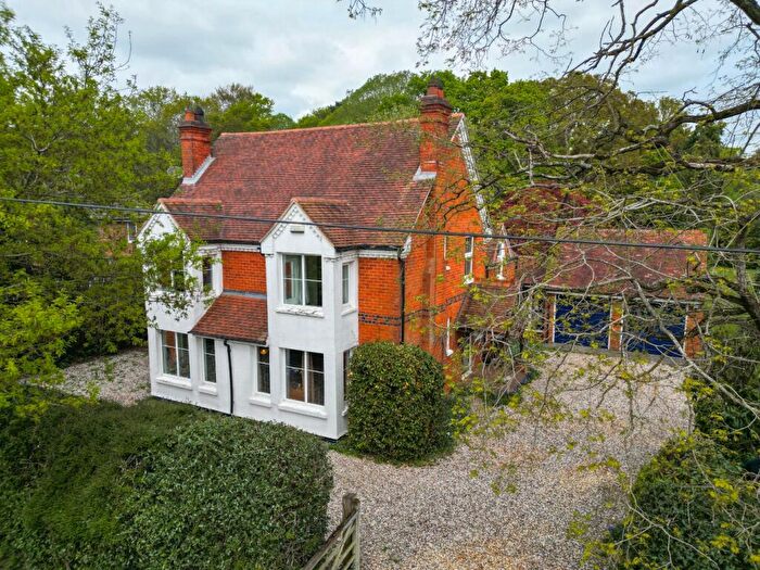 4 Bedroom Detached House For Sale In Pamber Road, Silchester, Reading, Berkshire, RG7