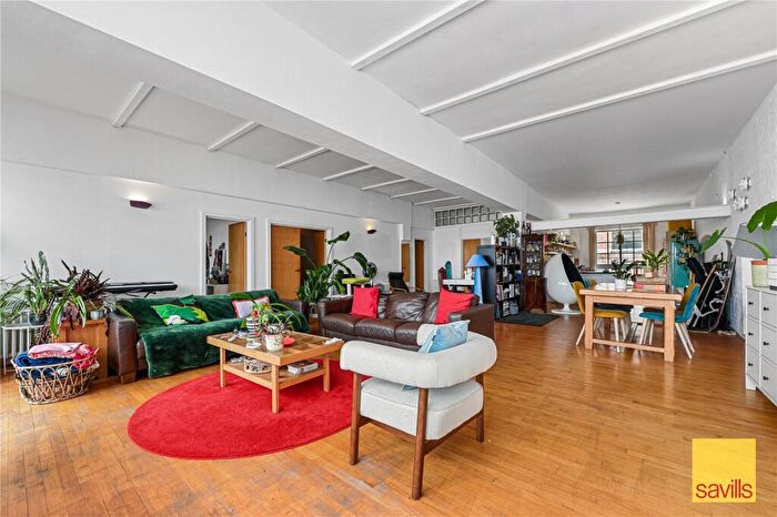 3 Bedroom Apartment For Sale In Block B, Fawe Street, London, E14