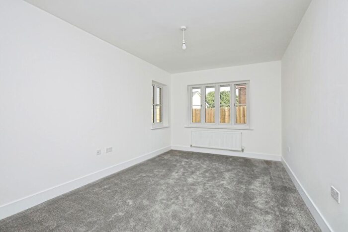 2 Bedroom Bungalow For Sale In Park Road, Hellingly, East Sussex, BN27