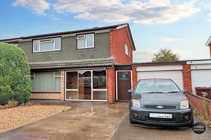 3 Bedroom Semi-Detached House For Sale In Sheridan Road, Moor Farm, Hereford, HR4